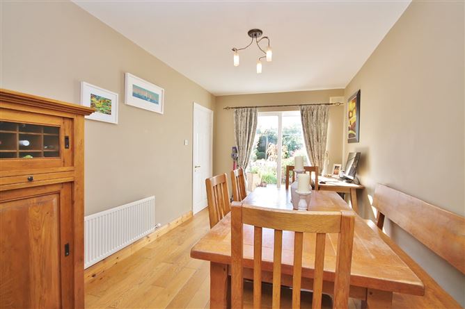 5 Woodstown Lawn, Knocklyon, D16