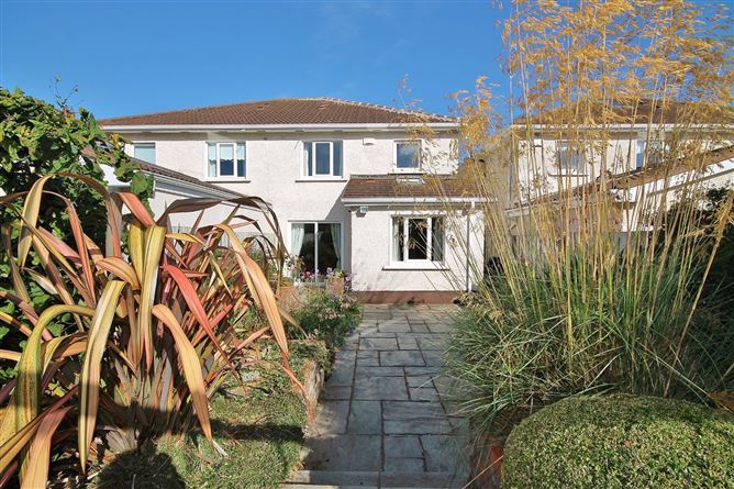 5 Woodstown Lawn, Knocklyon, D16