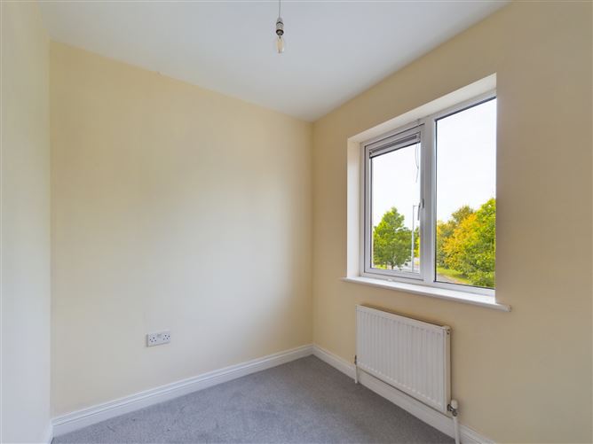 5 Dun Lia, Loughtagalla, Thurles, Co. Tipperary