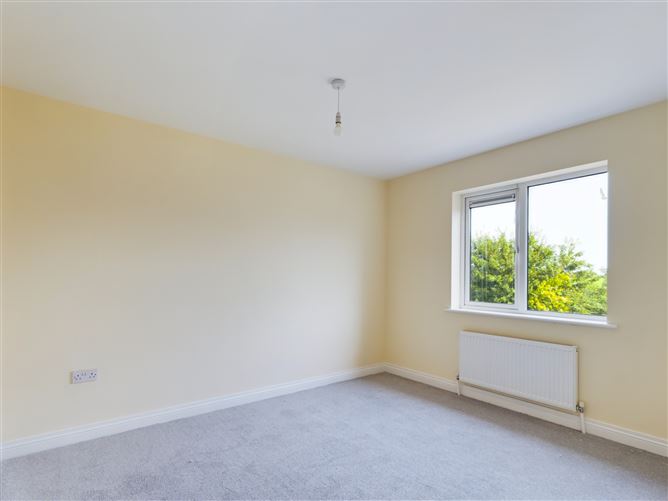 5 Dun Lia, Loughtagalla, Thurles, Co. Tipperary