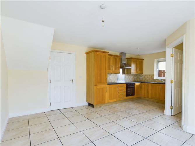 5 Dun Lia, Loughtagalla, Thurles, Co. Tipperary
