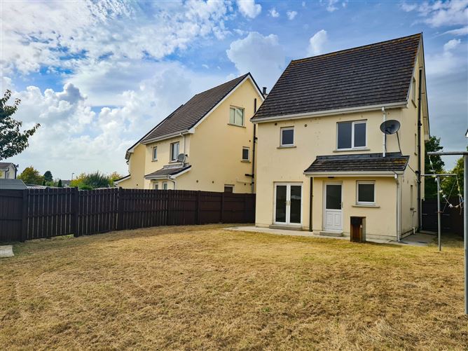 5 Dun Lia, Loughtagalla, Thurles, Co. Tipperary