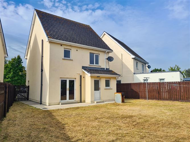 5 Dun Lia, Loughtagalla, Thurles, Co. Tipperary