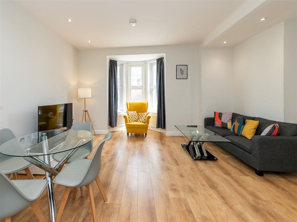 Spending Time, Vacation Rental in Berkshire, England, Reading, Berkshire