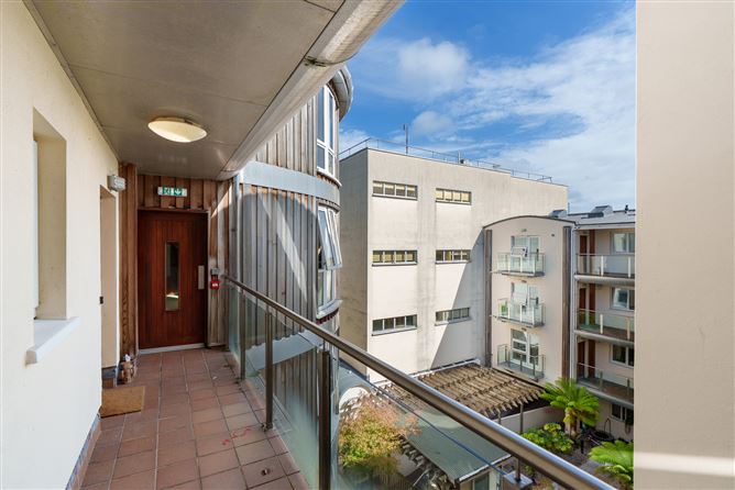 44 Trinity Court, White Street, Cork