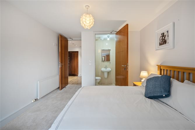 44 Trinity Court, White Street, Cork