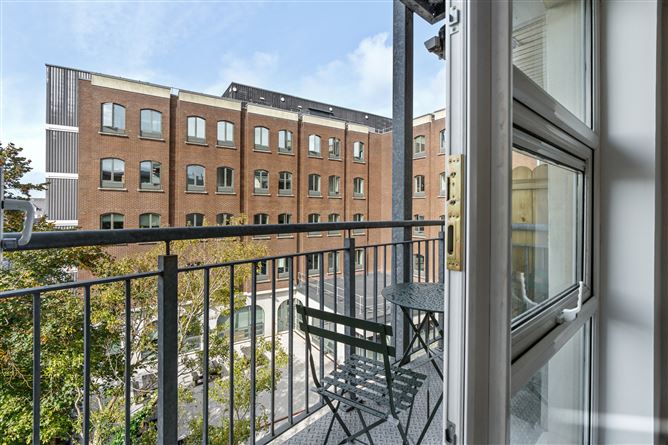 44 Trinity Court, White Street, Cork
