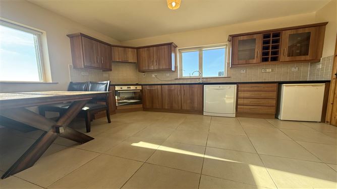 Photo 9 of 19 — Stramartin, Derrybeg, County Donegal