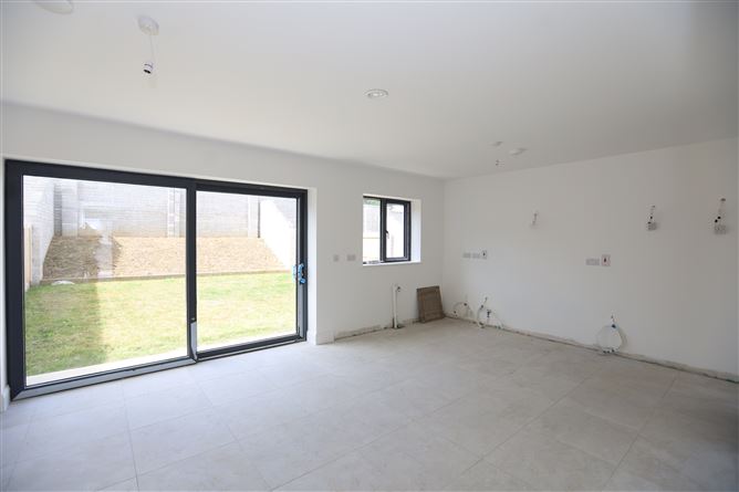 10 Chapel Hill, Old Chapel, Bandon, Cork