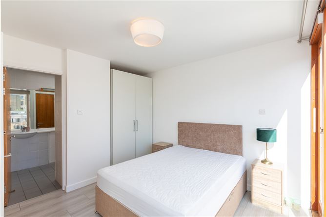 Apartment 3, 70 Leeson Close , Dublin 2