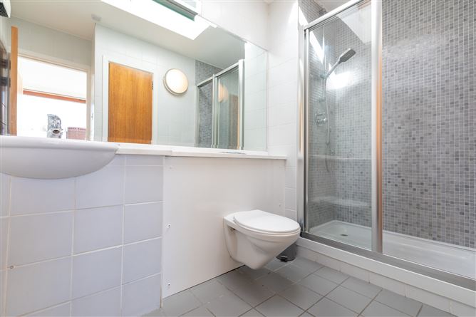 Apartment 3, 70 Leeson Close , Dublin 2
