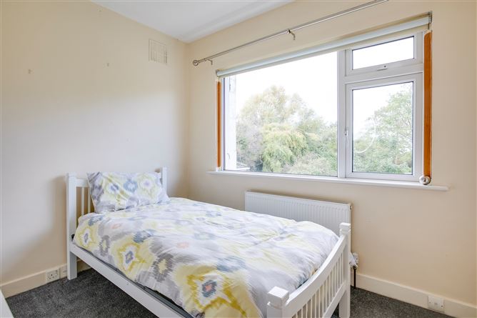 17 Butterfield Grove, Rathfarnham, Dublin 14