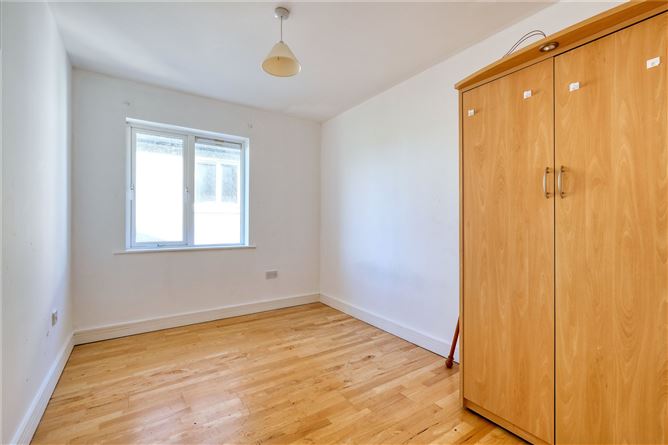 5 Clarissa, The Courtyard, Newtownforbes, Co. Longford
