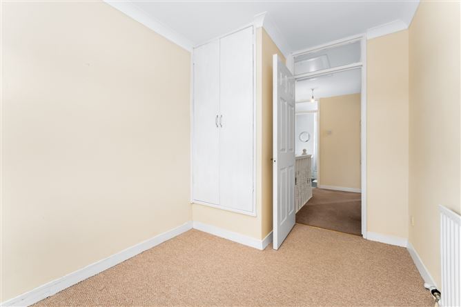 38 Foxdene Green, Lucan, Co. Dublin