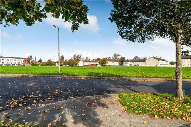 38 Foxdene Green, Lucan, Co. Dublin