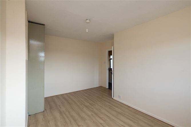 31 Tamarisk Avenue , Kilnamanagh,   Dublin 24