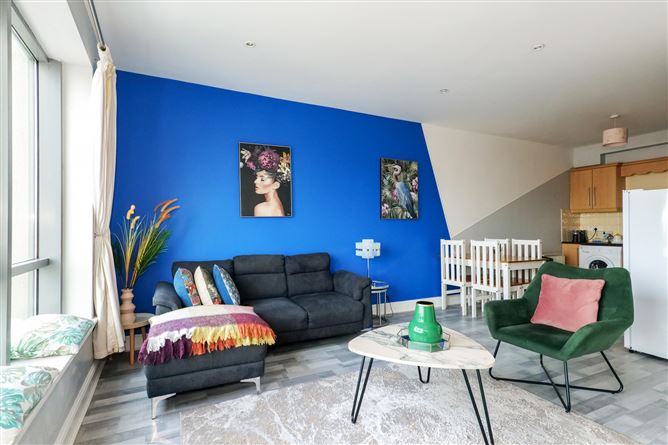 7 Tonn na Mara, The Docks, City Centre, Galway