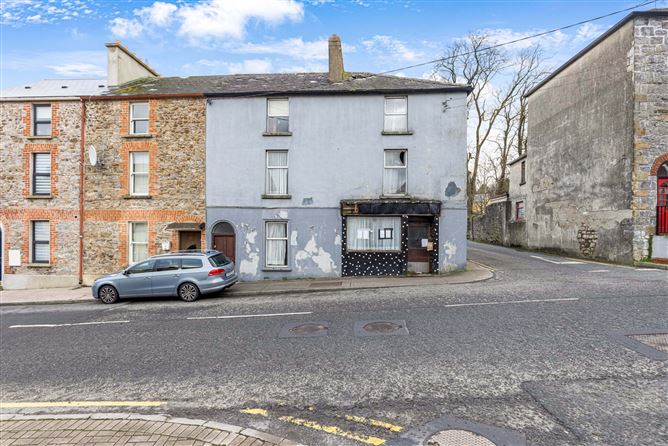 11-12 Mc Curtain Street, Clones, Co. Monaghan