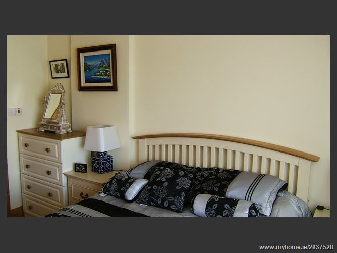 39 Cois Cnoic, Dingle, Kerry