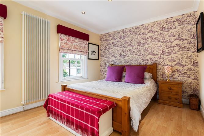 15 Eglinton Square, Donnybrook, Dublin 4