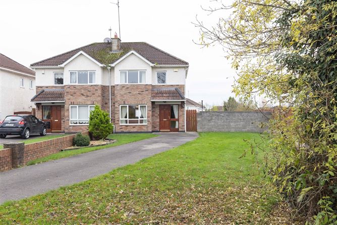 18 Tara Court Avenue, Clonmagadden Road, Navan, Co. Meath