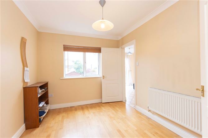 18 Tara Court Avenue, Clonmagadden Road, Navan, Co. Meath