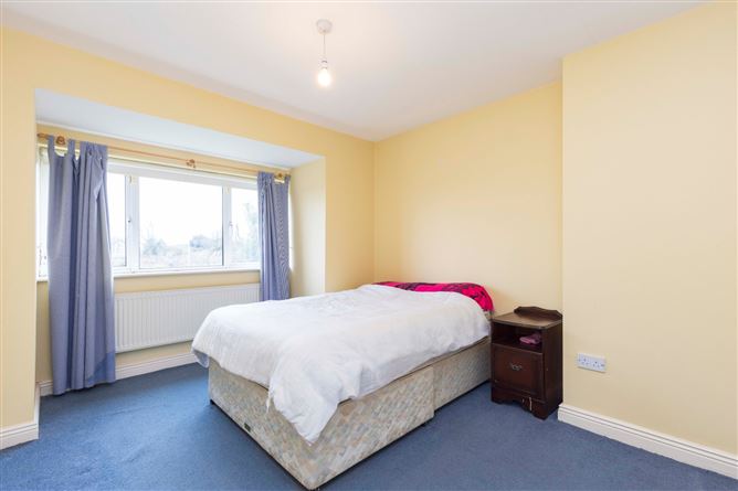 18 Tara Court Avenue, Clonmagadden Road, Navan, Co. Meath