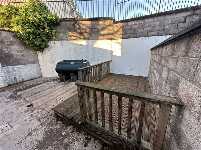 11 Cois Bruach, Curra, Riverstick, Cork