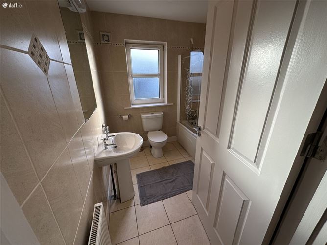 11 Cois Bruach, Curra, Riverstick, Cork