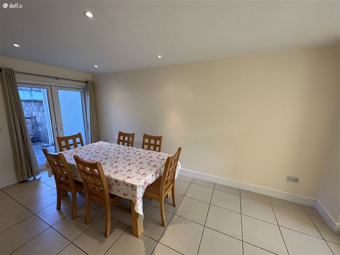 11 Cois Bruach, Curra, Riverstick, Cork
