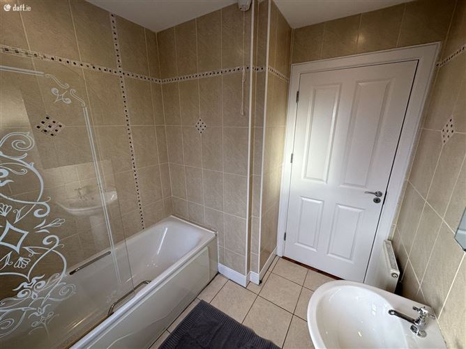 11 Cois Bruach, Curra, Riverstick, Cork