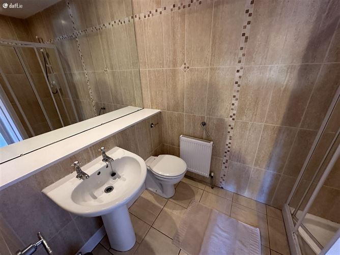 11 Cois Bruach, Curra, Riverstick, Cork