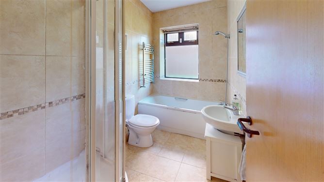 18 Knocknagow, Greenville Road, Blackrock, Co. Dublin