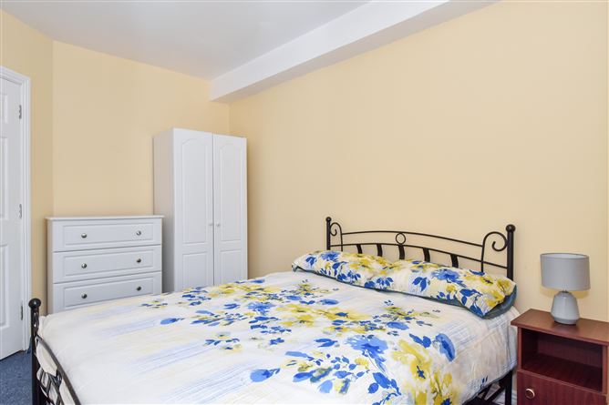 2 Elmwood House, Moycullen, Galway