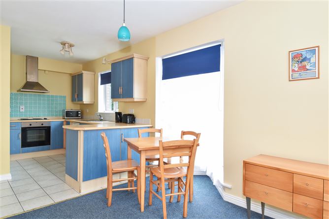 2 Elmwood House, Moycullen, Galway