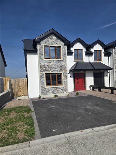 2 Rinn Dúin, Gort, County Galway