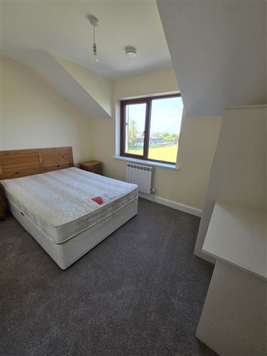 2 Rinn Dúin, Gort, County Galway