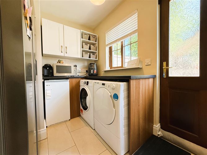 71 Church Fields, Clonlara, Clare