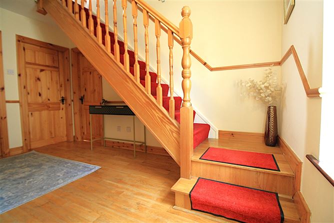 27 Grange Court, Pollerton, Carlow