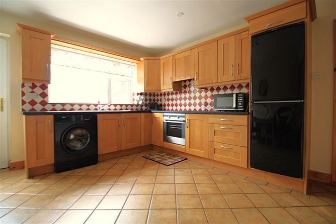 27 Grange Court, Pollerton, Carlow