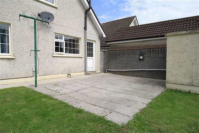 27 Grange Court, Pollerton, Carlow