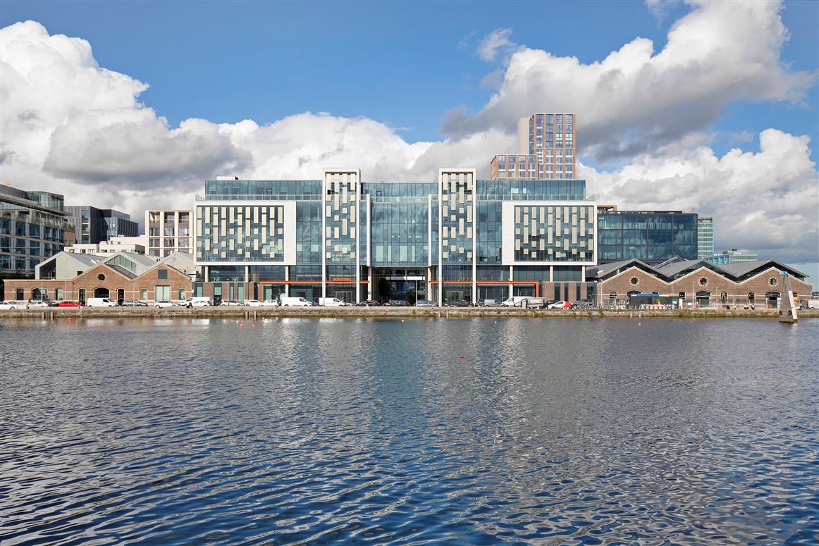 Apartment 2 , Hanover Court, Hanover Quay, Grand Canal Dk, Dublin 2