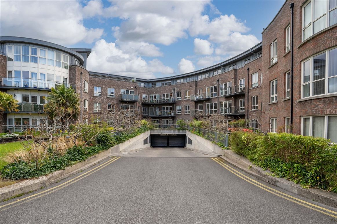 27 The Crescent, Fortfield Square, Terenure, Dublin 6W