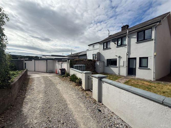 Photo 17 of 30 — The New House, Ballinspittle, Kinsale, Cork