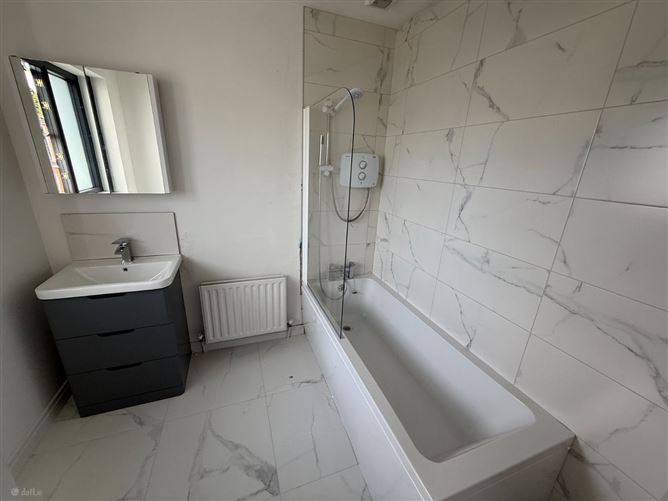 Photo 19 of 30 — The New House, Ballinspittle, Kinsale, Cork