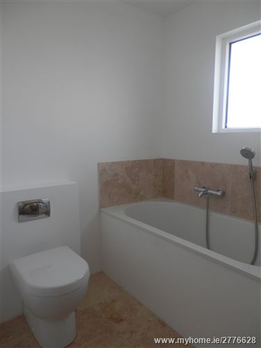 2 Pairc Mhuire, Saggart,   Dublin West
