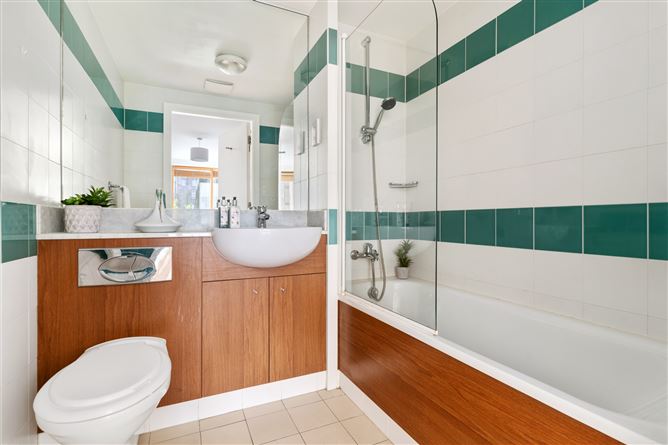 111 Harbour View, Crofton Road, Dun Laoghaire, Co. Dublin