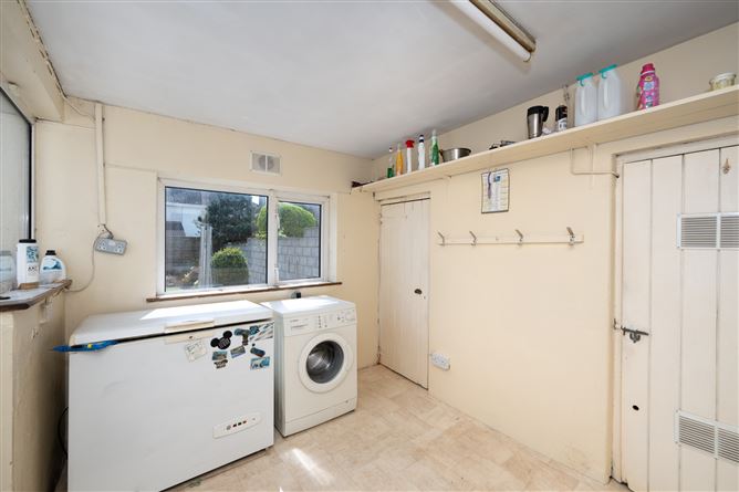 39 Earlwood Estate, The Lough, Cork