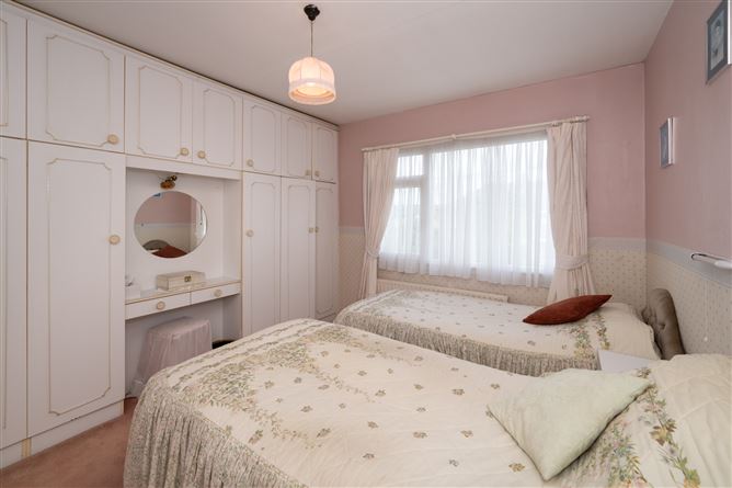 39 Earlwood Estate, The Lough, Cork