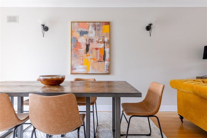 32 The Drive, Earl's Court, Kill, Kildare